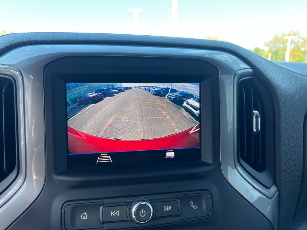 Used 2021 Chevrolet Silverado 1500 Custom AWD/4WD image 18