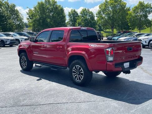 Used 2020 Toyota Tacoma TRD Sport w/ TRD Premium Sport Package RWD image 5
