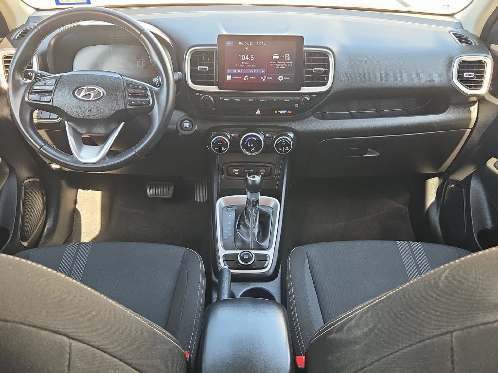 Used 2025 Hyundai Venue SEL FWD image 26