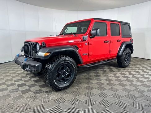 Used 2023 Jeep Wrangler Unlimited w/ Cold Weather Group image 7