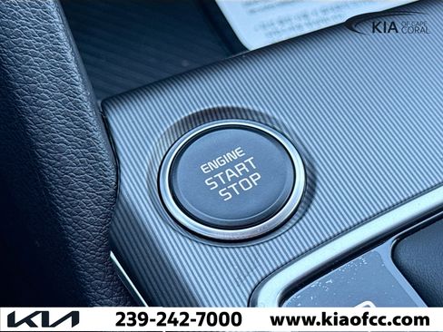 New 2026 Kia Sportage EX image 36