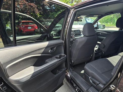 Used 2021 Honda Passport Sport image 9