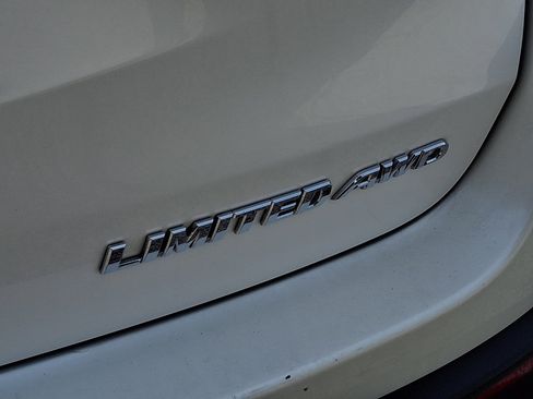 Used 2016 Toyota Highlander Limited Platinum AWD/4WD image 16
