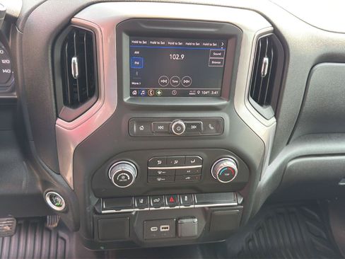 Used 2024 Chevrolet Silverado 2500 W/T w/ WT Convenience Package AWD/4WD image 15