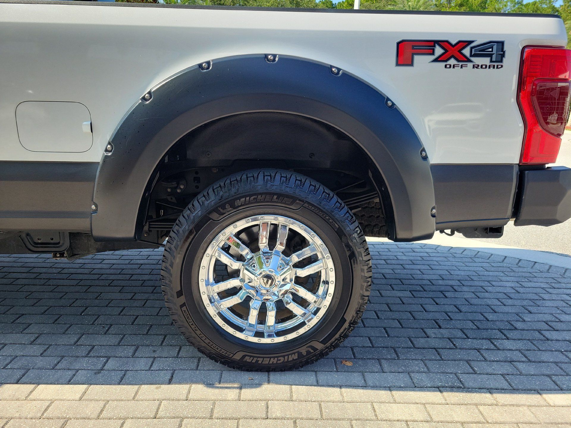 Used 2021 Ford F250 Limited AWD/4WD image 8