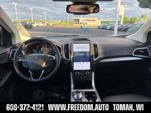 Used 2024 Ford Edge SEL AWD/4WD image 12