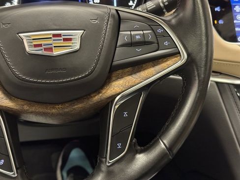 Used 2022 Cadillac XT5 Premium Luxury image 20