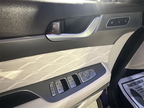 Used 2020 Hyundai Palisade Limited w/ Winter Weather Package image 15