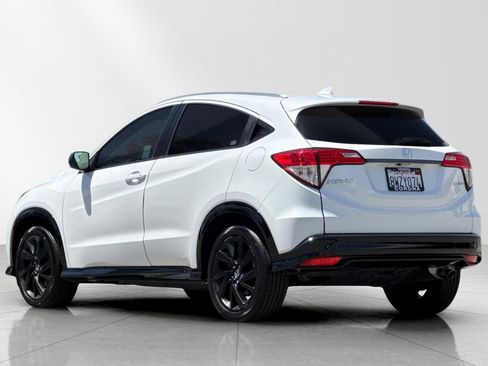 Used 2021 Honda HR-V Sport image 5
