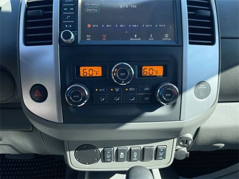 Used 2020 Nissan Frontier SV image 18