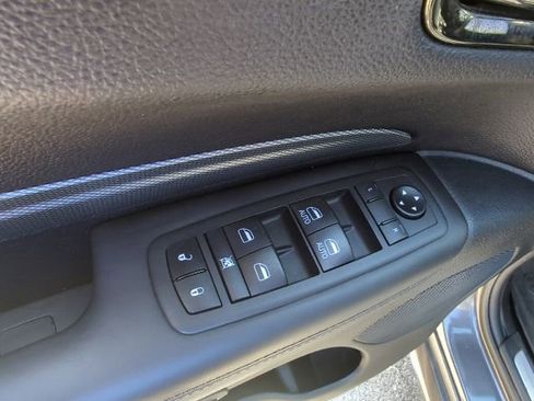Certified 2020 Dodge Durango R/T w/ Blacktop Package AWD/4WD image 13