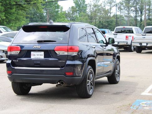 Used 2017 Jeep Grand Cherokee Limited w/ Luxury Group II AWD/4WD image 8