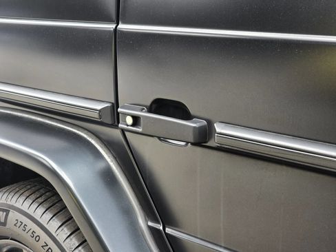 Used 2016 Mercedes-Benz G 63 AMG 4MATIC image 24