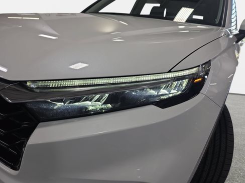 Used 2023 Honda CR-V EX-L image 30