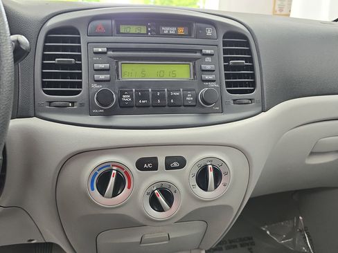 Used 2008 Hyundai Accent GLS FWD image 17