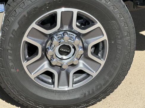 New 2026 Ford F350 Lariat w/ FX4 Off-Road Package image 30