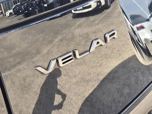 Used 2023 Land Rover Range Rover Velar R-Dynamic S AWD/4WD image 7