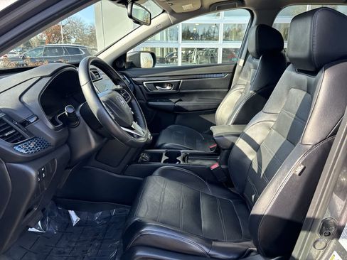 Used 2018 Honda CR-V Touring image 8
