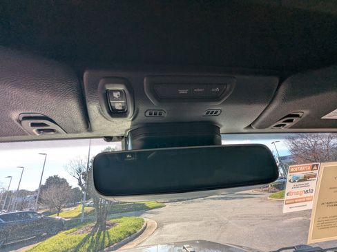 Used 2021 Jeep Wrangler Unlimited Sahara image 25