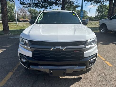 Used 2022 Chevrolet Colorado Z71 w/ Safety Package AWD/4WD image 4
