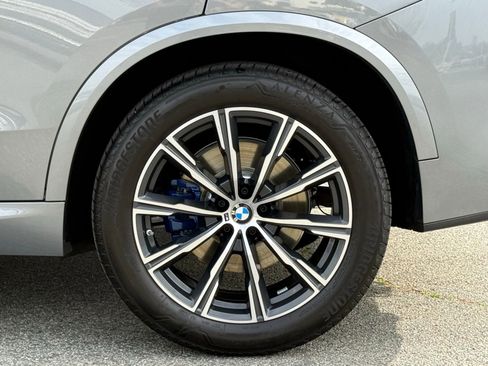 Certified 2025 BMW X5 xDrive40i w/ M Sport Package image 19