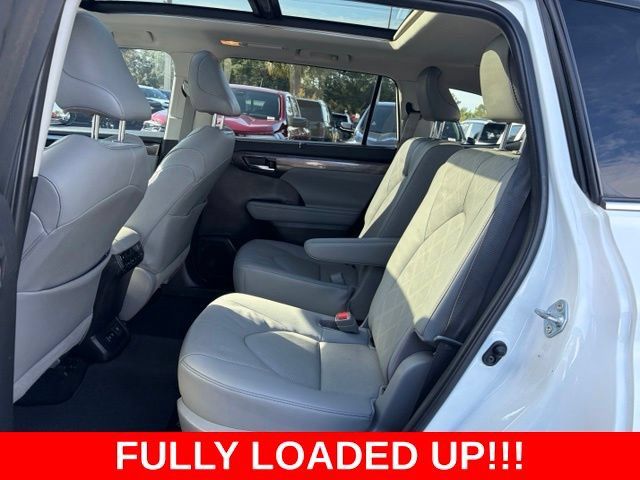 Used 2021 Toyota Highlander Platinum AWD/4WD image 15