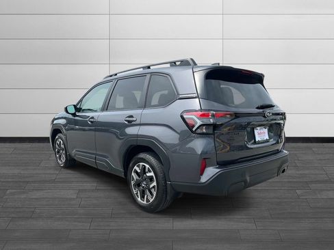 Used 2026 Subaru Forester Premium AWD/4WD image 5