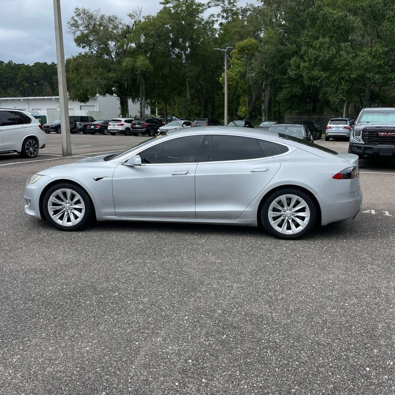 Used 2017 Tesla Model S 75D AWD/4WD image 2