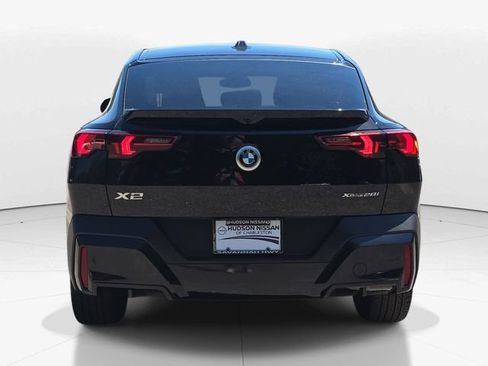 Used 2025 BMW X2 xDrive28i AWD/4WD image 7