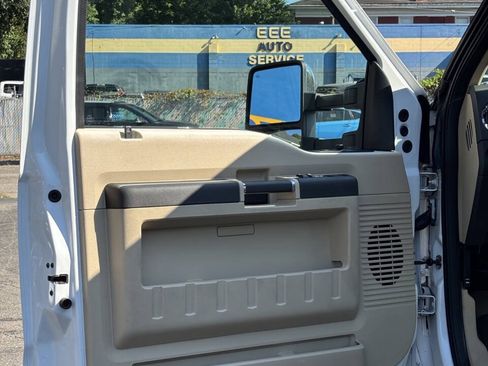 Used 2010 Ford F350 XLT AWD/4WD image 13