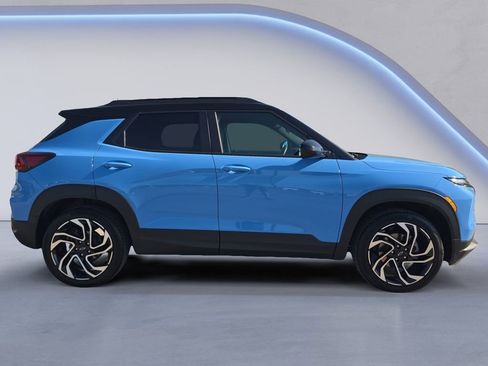 Used 2024 Chevrolet TrailBlazer RS w/ Driver Confidence Package FWD image 6