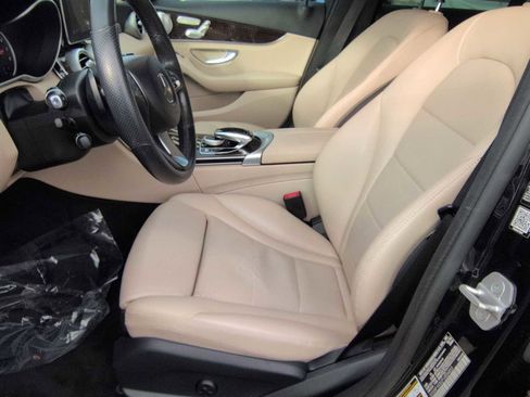 Used 2015 Mercedes-Benz C 300 4MATIC Sedan image 16