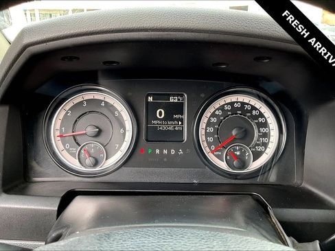 Used 2016 RAM 2500 Tradesman w/ Chrome Appearance Group image 14