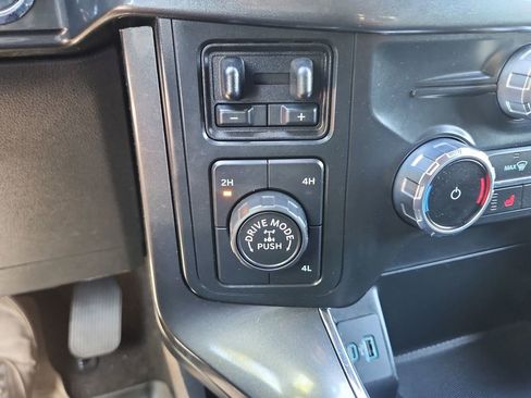 Used 2022 Ford F150 XLT w/ Equipment Group 302A High AWD/4WD image 27