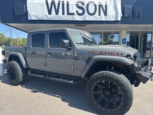 Used 2021 Jeep Gladiator Mojave image 1