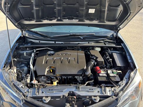 Used 2017 Toyota Corolla LE image 35