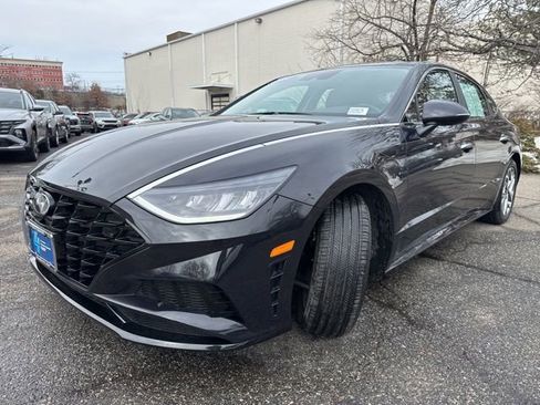 Certified 2023 Hyundai Sonata SEL w/ Convenience Package image 3