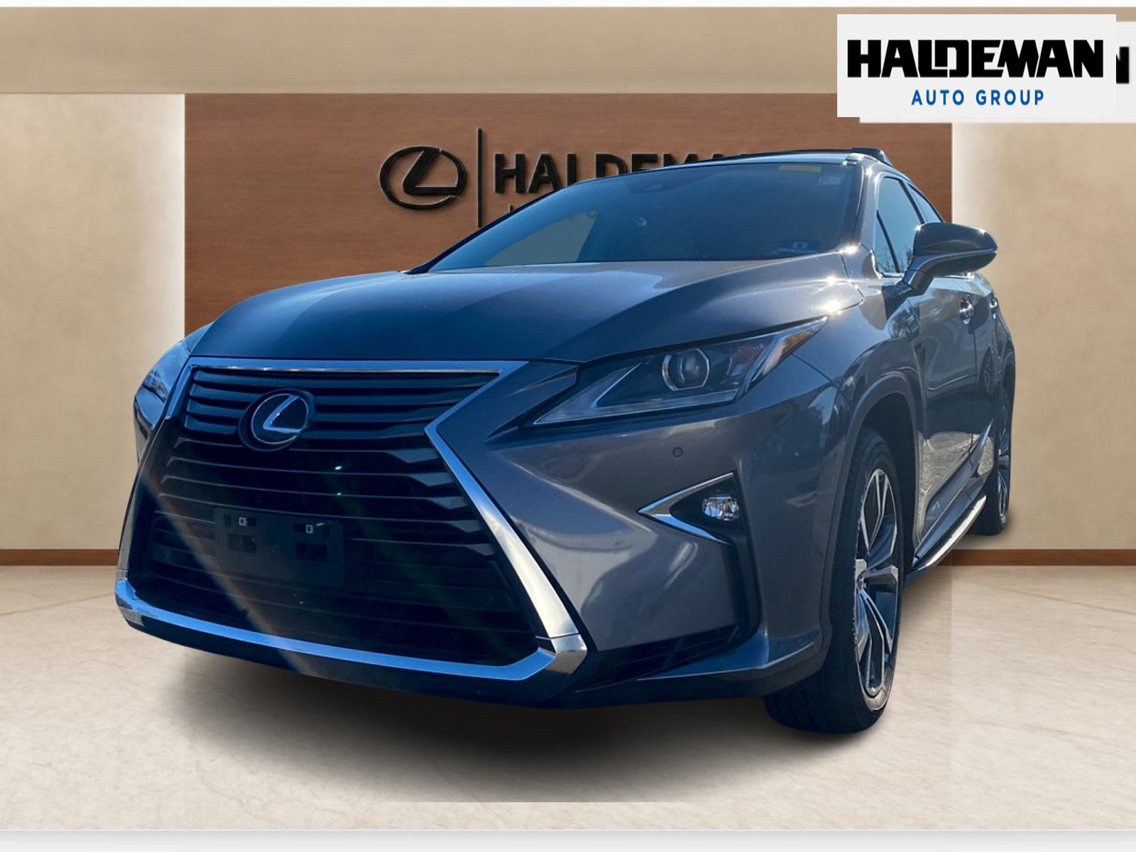 Used 2018 Lexus RX 350 AWD w/ Premium Package image 2