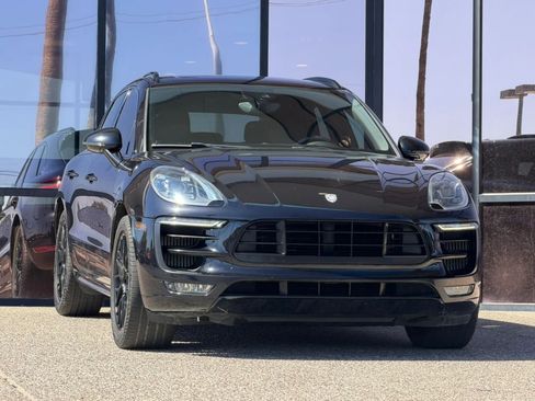 Used 2017 Porsche Macan GTS AWD/4WD image 25
