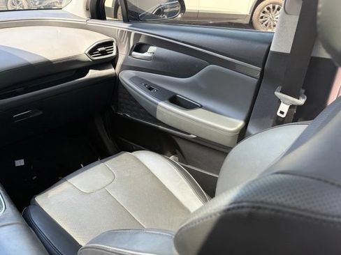 Used 2021 Hyundai Santa Fe Limited AWD/4WD image 34