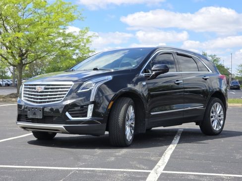 Used 2017 Cadillac XT5 Platinum w/ Driver Assist Package AWD/4WD image 20