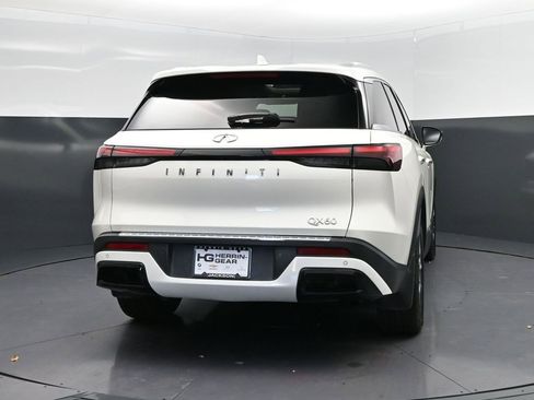 Certified 2023 INFINITI QX60 Luxe w/ Performance Audio Package image 7