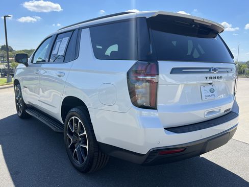 Used 2022 Chevrolet Tahoe RST w/ Luxury Package AWD/4WD image 7