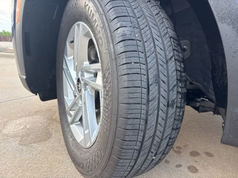 Used 2026 Hyundai Tucson SE FWD image 18