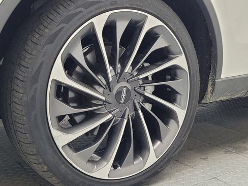 Used 2021 Lincoln Aviator Reserve w/ Equipment Group 201A AWD/4WD image 31