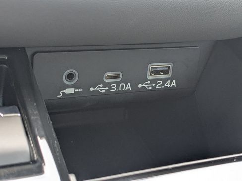 Certified 2025 Subaru Outback Premium AWD/4WD image 72
