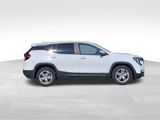 Used 2022 GMC Terrain SLE image 6