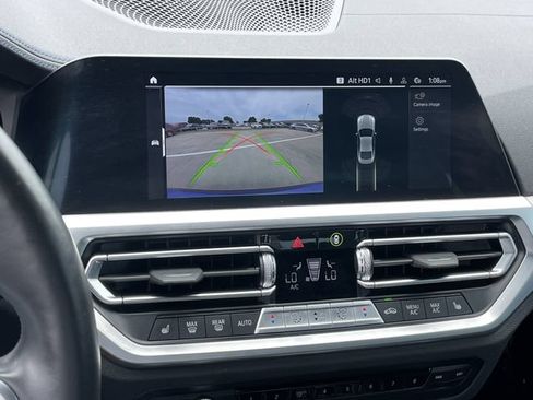 Used 2022 BMW 430i Coupe w/ M Sport Package RWD image 17