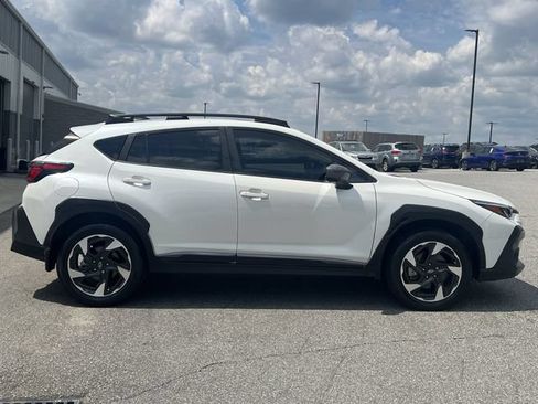 Used 2024 Subaru Crosstrek 2.5i Limited AWD/4WD image 14