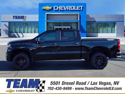 New 2026 Chevrolet Silverado 1500 Custom Trail Boss w/ LPO, Dark Essentials Package